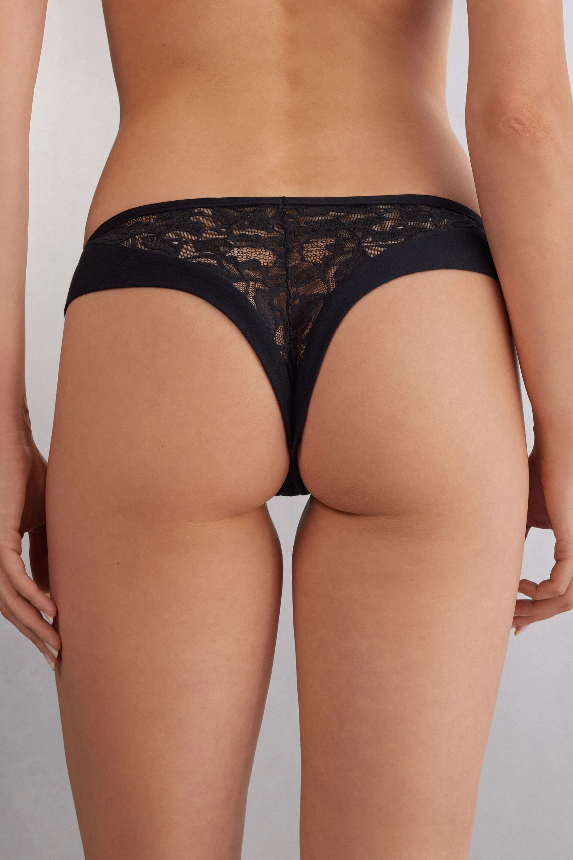 Intimissimi Brasiliana Pizzo Delicate Pieces