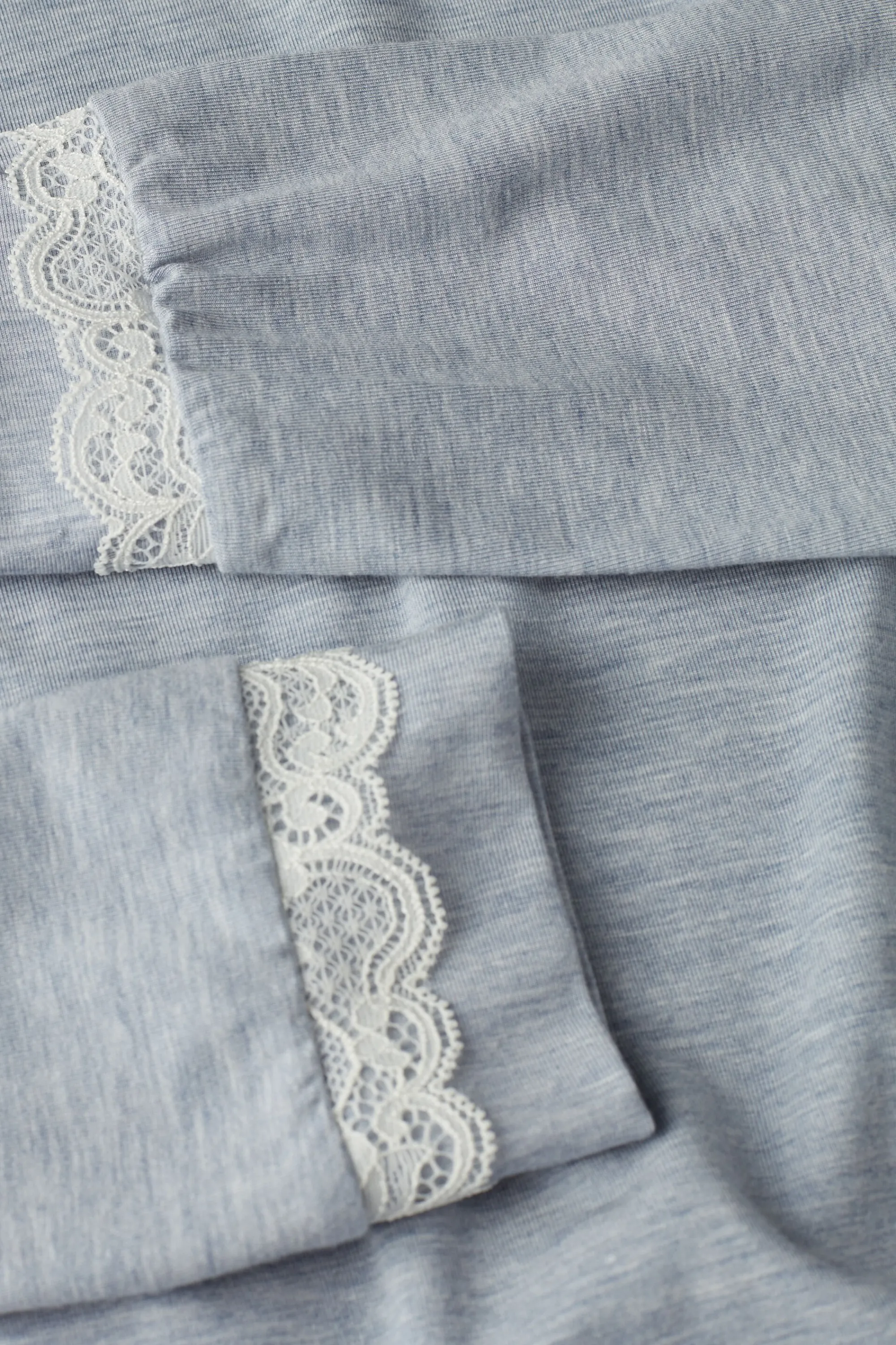 Intimissimi Camicia da Notte Lunga con Dettagli in Pizzo