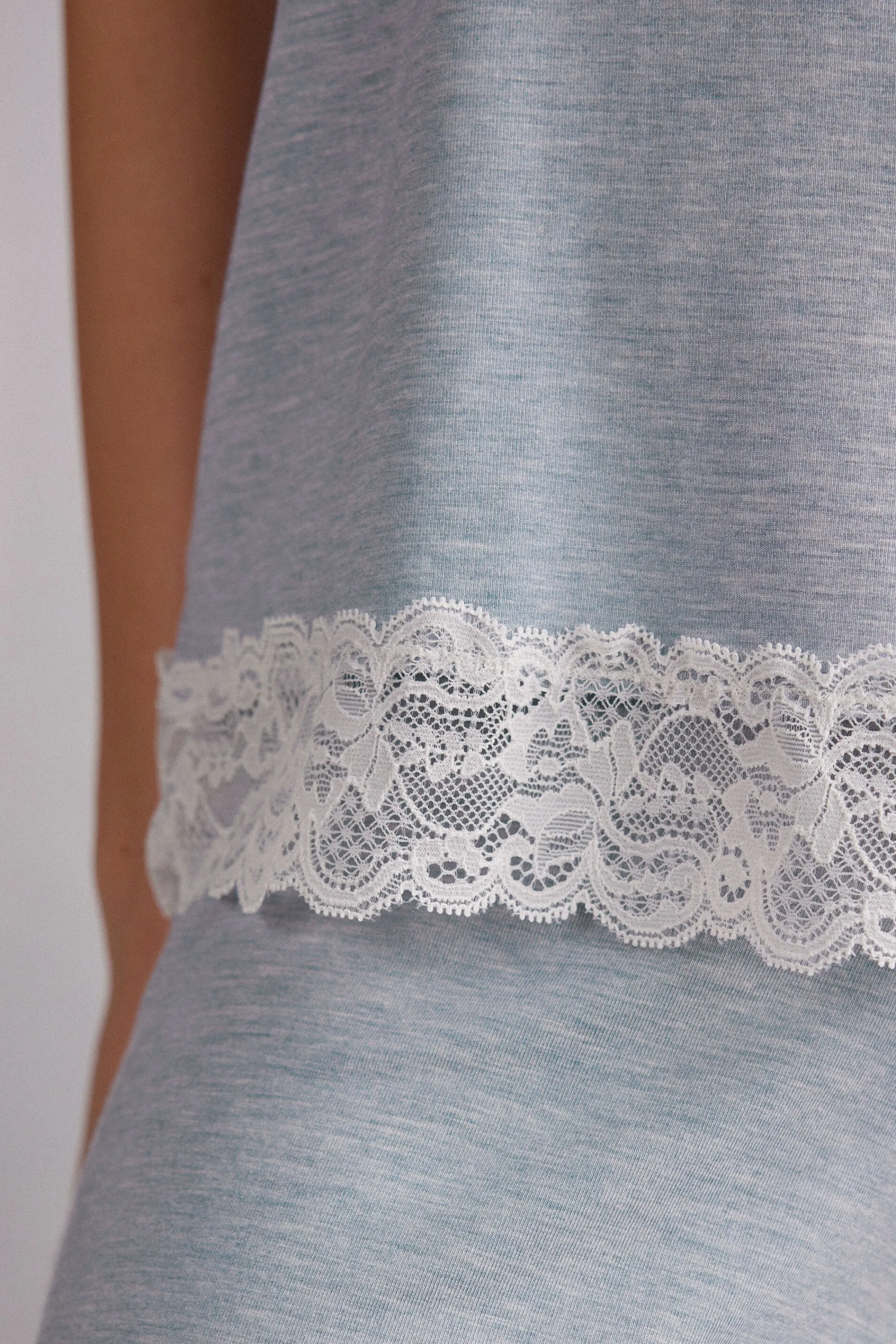 Intimissimi Canotta in Modal con Dettagli in Pizzo