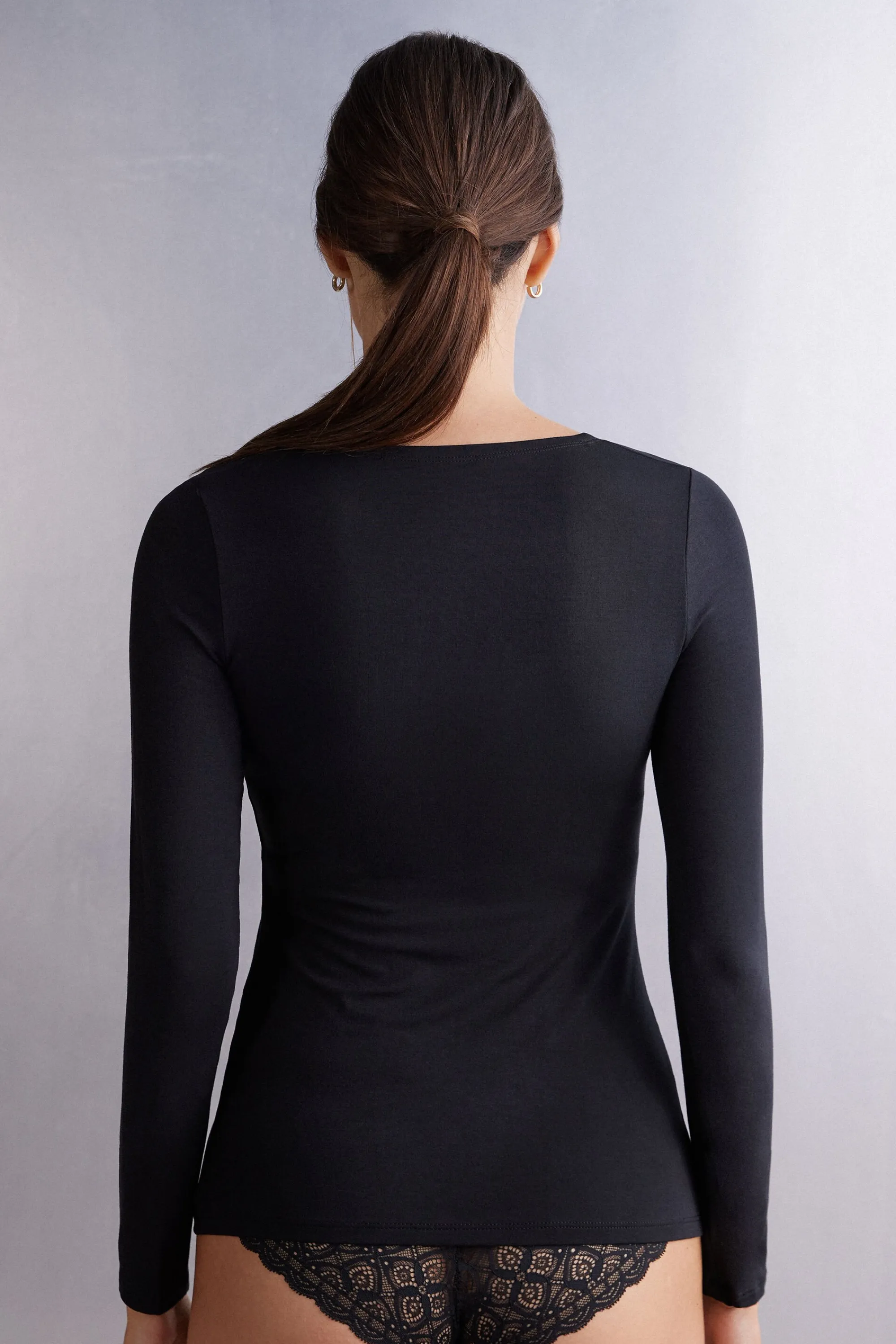 Intimissimi Maglia a Manica Lunga con Scollo a Madonna in Micromodal