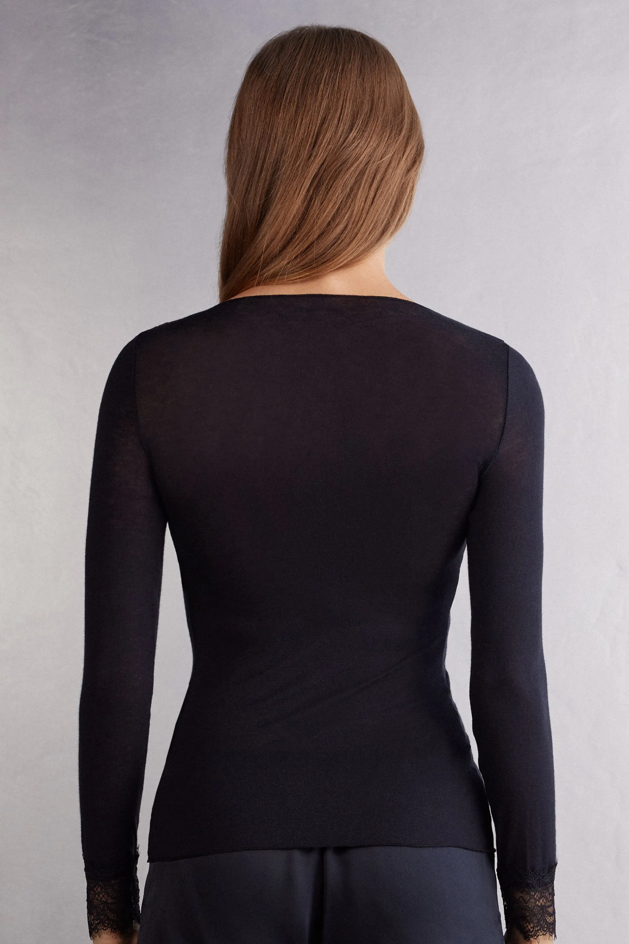 Intimissimi Maglia scollo a V in Modal Cashmere Ultralight e Pizzo