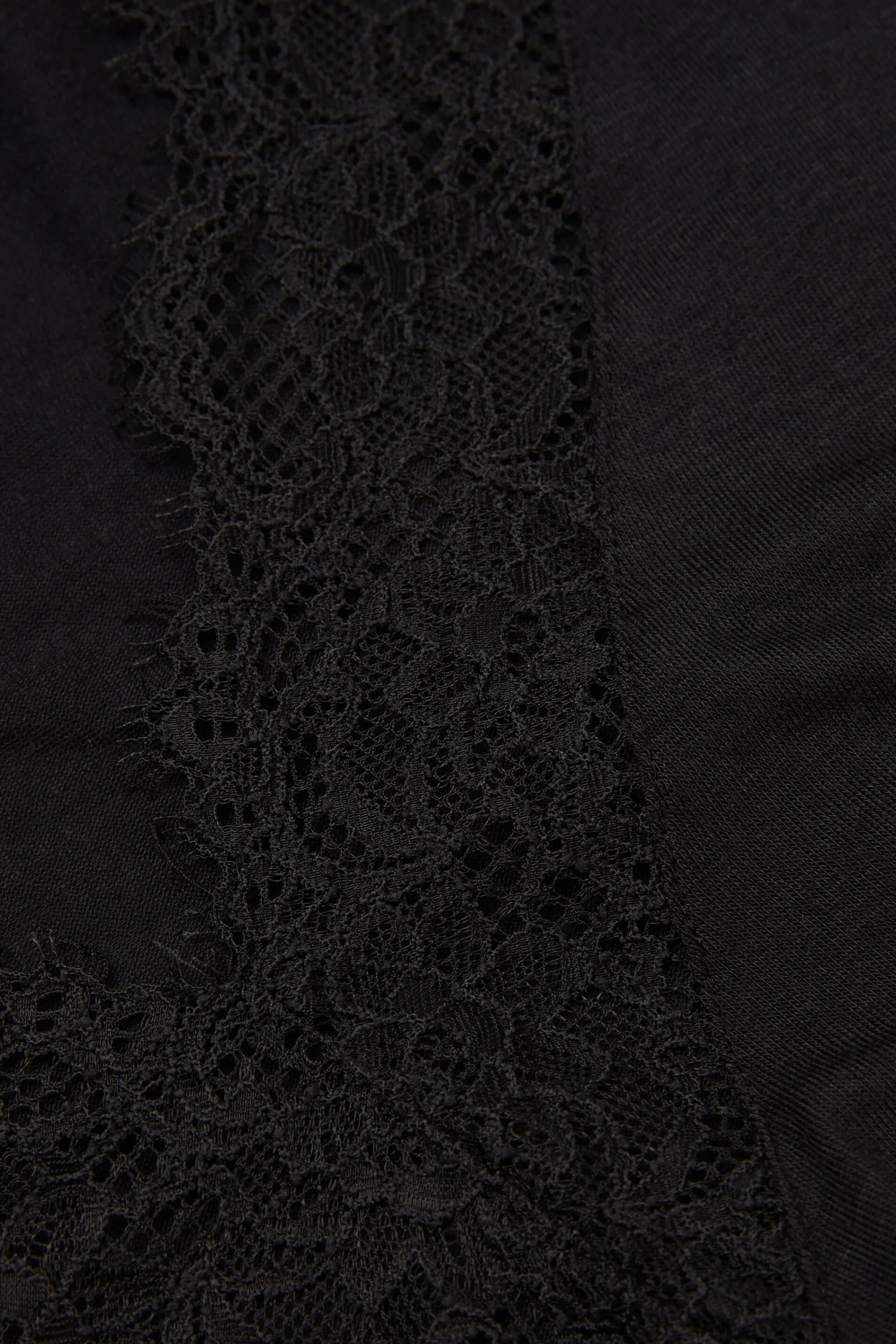 Intimissimi Maglia scollo a V in Modal Cashmere Ultralight e Pizzo