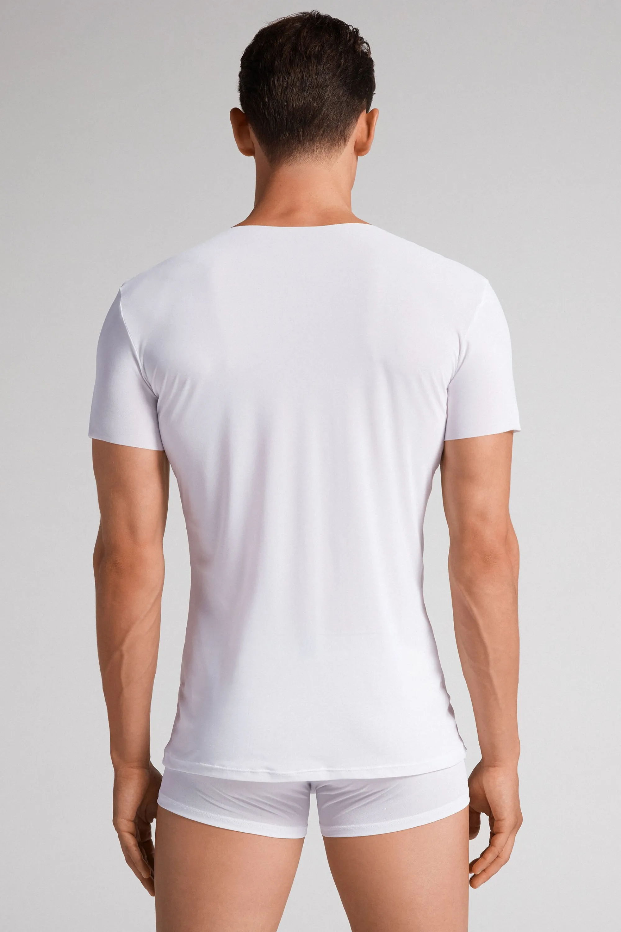 Intimissimi T-shirt in Microrete Taglio Vivo con Scollo a V