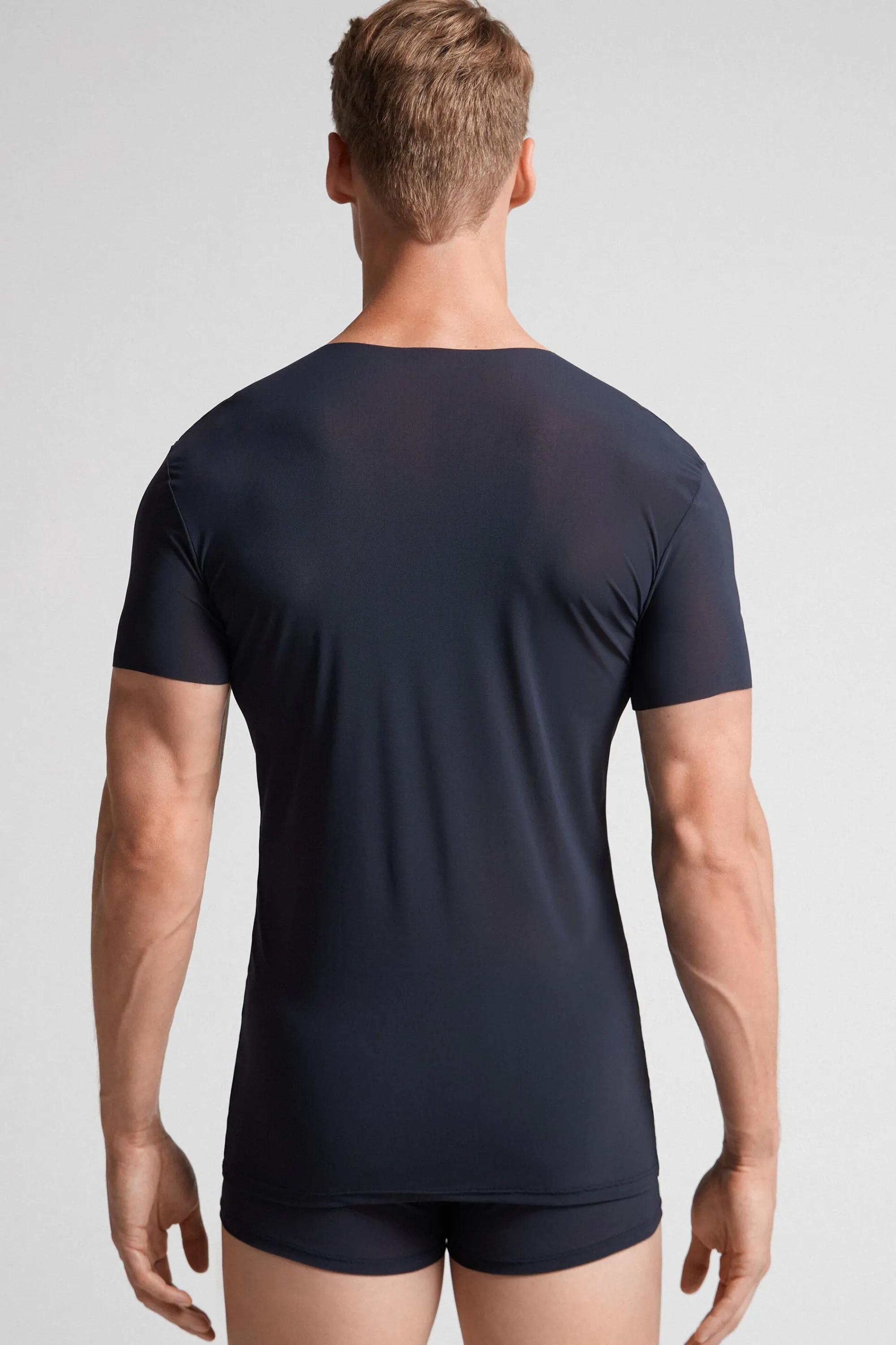 Intimissimi T-shirt in Microrete Taglio Vivo con Scollo a V