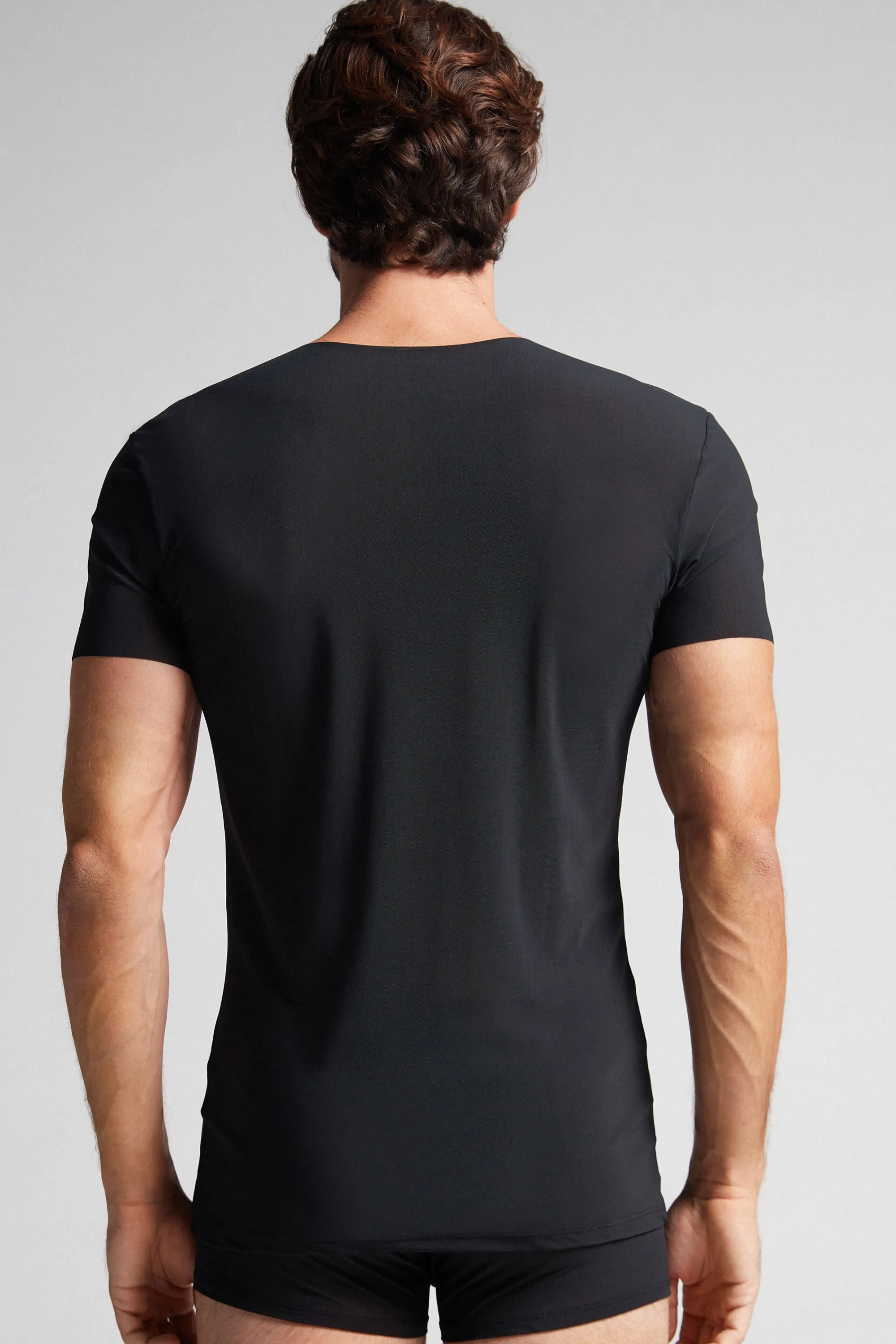 Intimissimi T-shirt in Microrete Taglio Vivo con Scollo a V